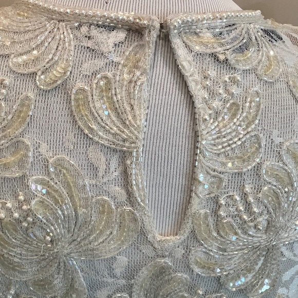 Vintage Lace and Beaded Scalloped Top - Picture 7 of 11
